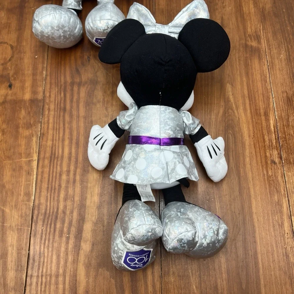 Disney 100 Years of Wonder Mickey & Minnie Mouse Plush Set 18